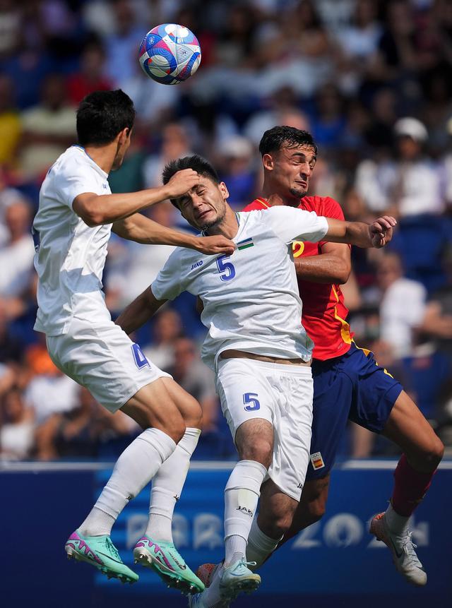 Karsa遭遇十五持续失利,西班牙队教练压力巨大!比赛高潮迭起 Karsa遭遇十五持续失利,西班牙队教练压力巨大!比赛高潮迭起