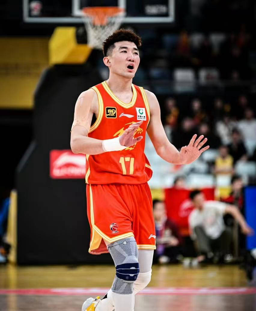 Karsa遭遇十五持续失利,西班牙队教练压力巨大!比赛高潮迭起 Karsa遭遇十五持续失利,西班牙队教练压力巨大!比赛高潮迭起