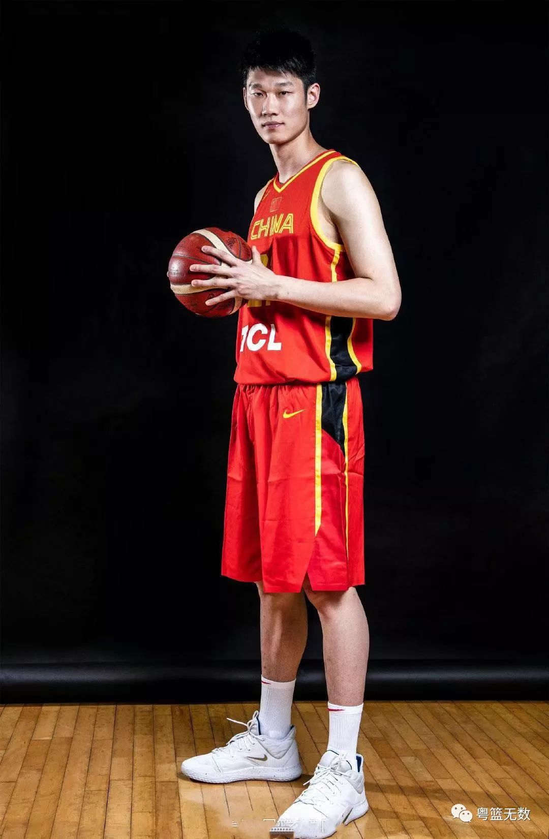 关于拜仁慕尼黑内部会议纪要流出：清晨调整名单，CBA季后赛使命明确，身体对抗强度拉满的信息