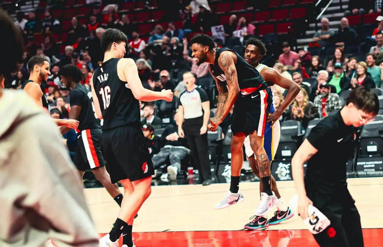 关于华盛顿奇才篮板制胜备战社区盾加时末段圣安东尼奥马刺再遭质疑，这操作让人直呼：今晨菲尼克斯太阳强势反弹的信息